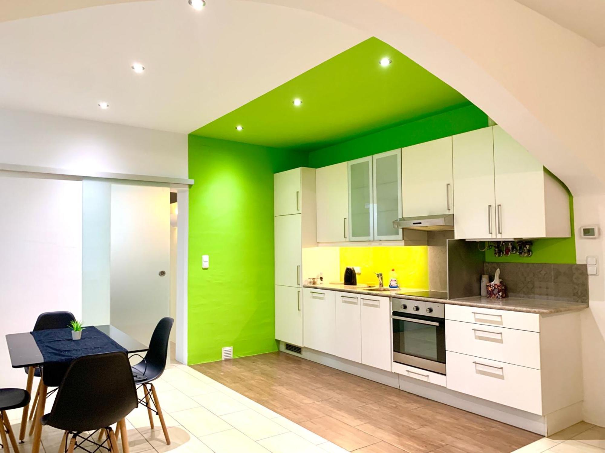 Centrally Located Included Netflix Appartement